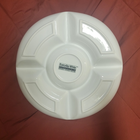 Beautiful white Chips~n~Dip Platter - Picture 3 of 4